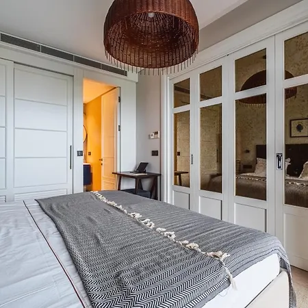 2-bedroom Beachfront Flat With Amenities Apartament Bodrum