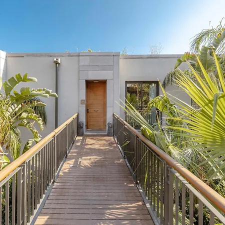2-bedroom Beachfront Flat With Amenities Bodrum