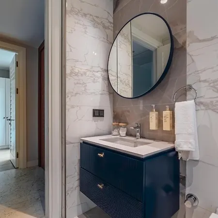 Apartament 2-bedroom Beachfront Flat With Amenities